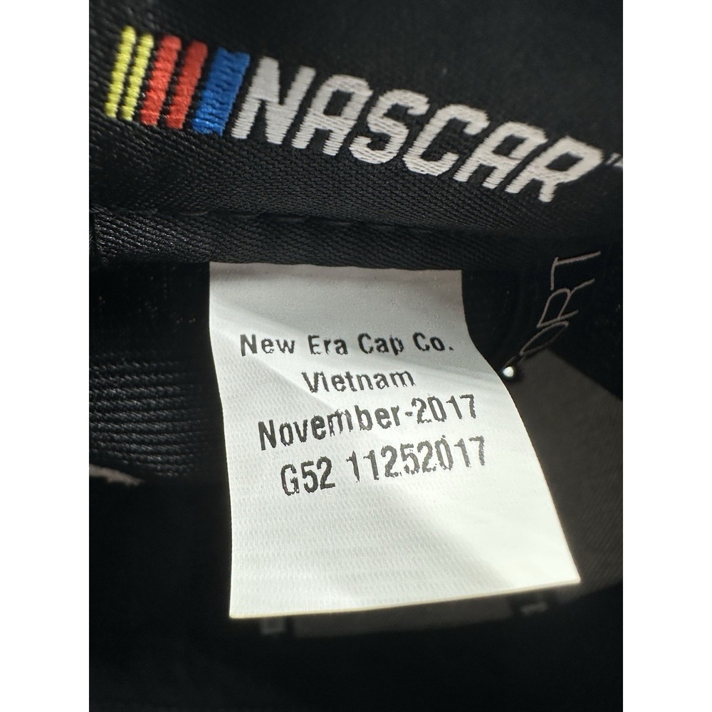 Kyle Busch 18 M&M's NASCAR Hat Youth New Era 9FORTY Joe Gibbs Racing Cap - Picture 9 of 9